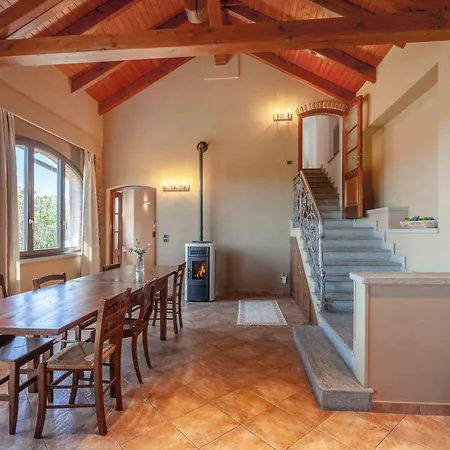 Casa Delle Noci N.1