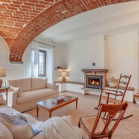 Casa Delle Noci N.1 빌라프랑카 다스티