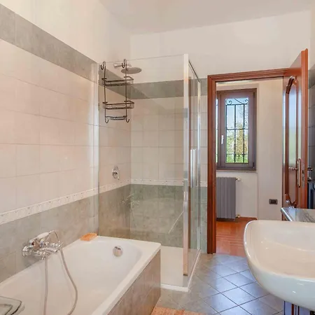 Casa Delle Noci N.1 * 빌라프랑카 다스티